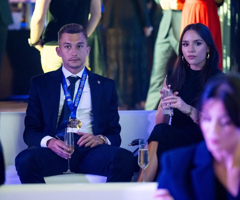 Bartłomiej Wdowik z dziewczyną 