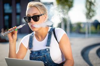 Zakaz sprzedaży e-papierosów coraz bliżej. Dodano zapis o podgrzewanych wyrobach tytoniowych