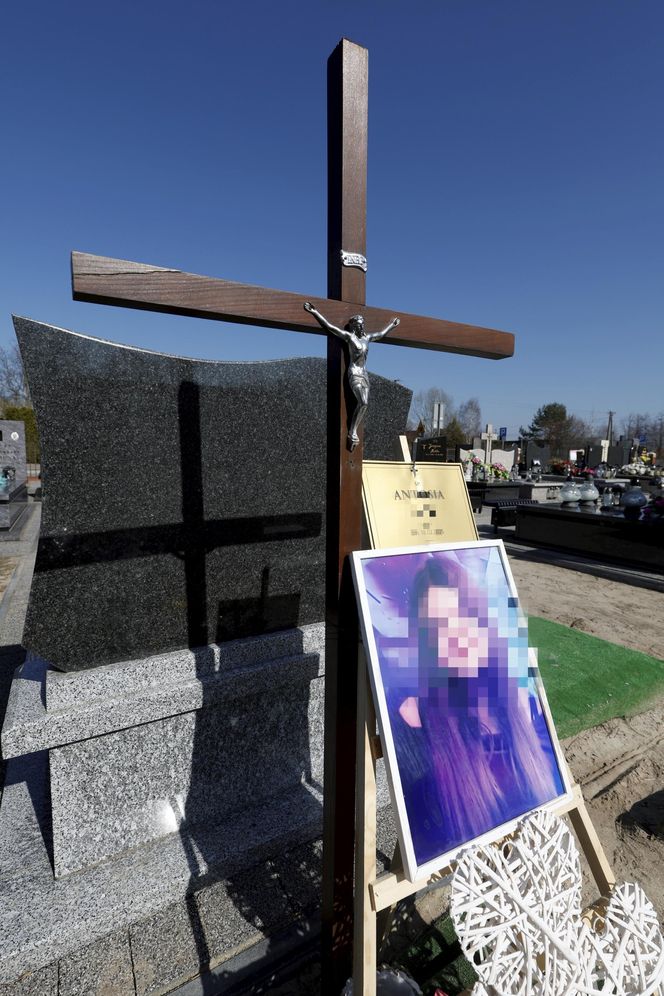 Aniołek strzeże grobu 14-letniej Tosi. Dziewczynkę śmiertelnie potrącił emeryt