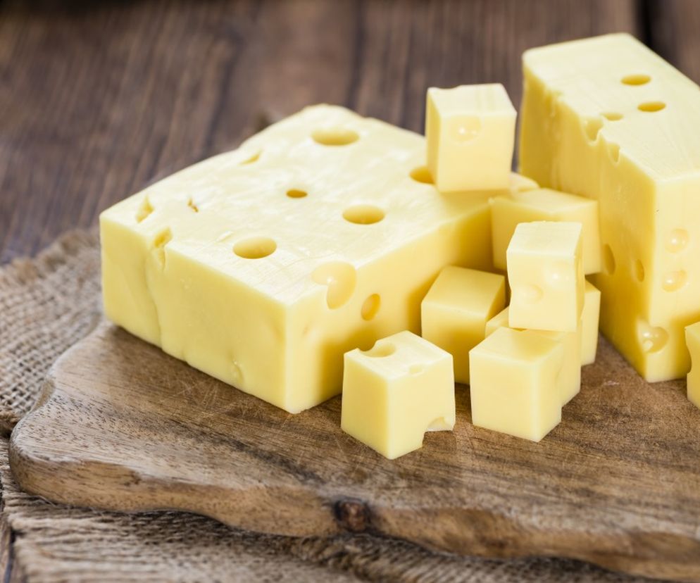 Annato w serze - czy ten barwnik jest szkodliwy? Wpływ annato na zdrowie