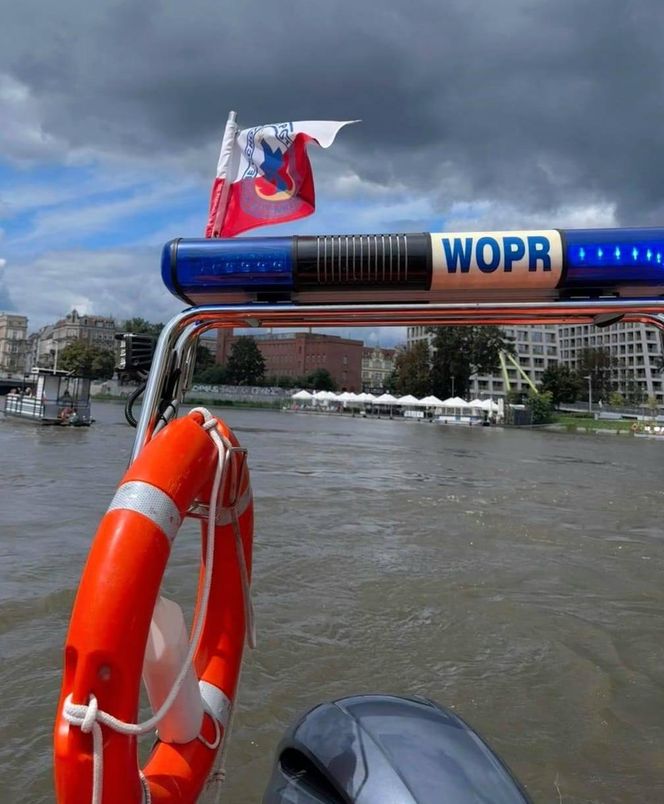 Tragedia na Odrze we Wrocławiu. Ratownicy WOPR wyłowili ciało 