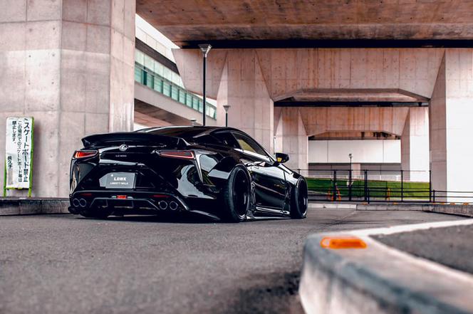 Lexus LC 500 po tuningu Liberty Walk