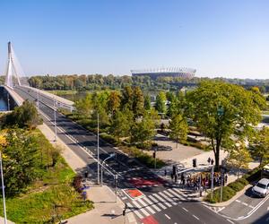 B-Heaven w Hotelu Barceló Warsaw Powiśle - bar z niezwykłym widokiem na panoramę Warszawy