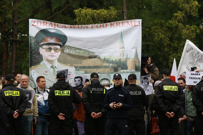 Pogrzeb gen. Wojciecha Jaruzelskiego w Warszawie. Były protesty