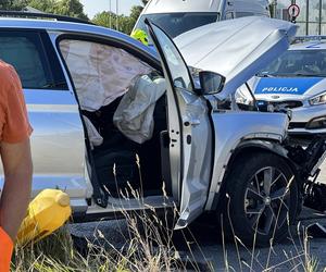 Potworny wypadek pod Legionowem, troje dzieci w szpitalu