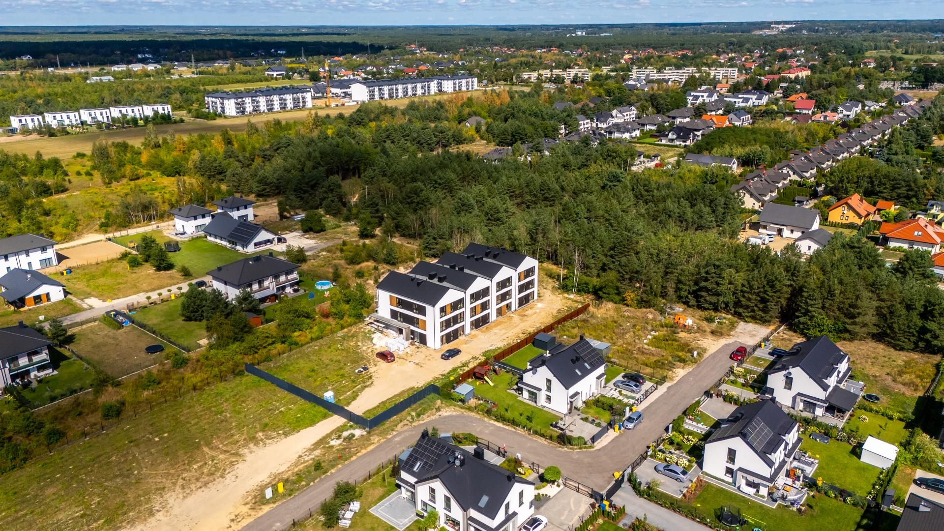 Kontrowersyjny dom jednorodzinny w Wieliszewie pod Warszawą