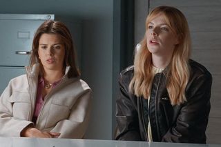 Na sygnale, odcinek 658: Martyna (Monika Mazur) i Basia (Anna Wysocka)