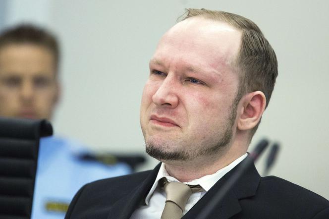 Proces Andersa Behringa Breivika. Breivik POPŁAKAŁ się