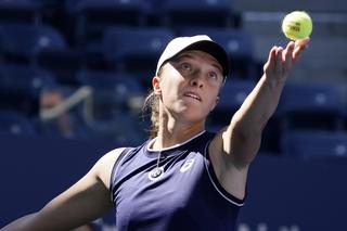 Iga Świątek - Maria Sakkari O KTÓREJ GODZINIE gra Iga Świątek dzisiaj Polka czeka na pierwszy mecz w Masters WTA Finals KIEDY gra Świątek - Sakkari GODZINA meczu dzisiaj 11.11 