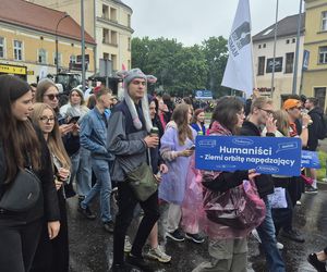 Kortowiada 2025. Parada Wydziałów rozpoczęła juwenalia. Zobacz zdjęcia!