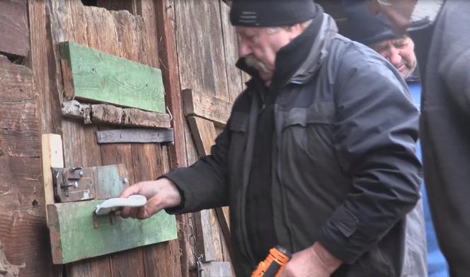 Rolnicy. Podlasie. Nerwowo w Plutyczach. Gienek żartował, Walek komentował