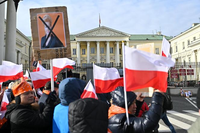 "Nasza sytuacja jest krytyczna". Najemcy z Marywilskiej znów protestują