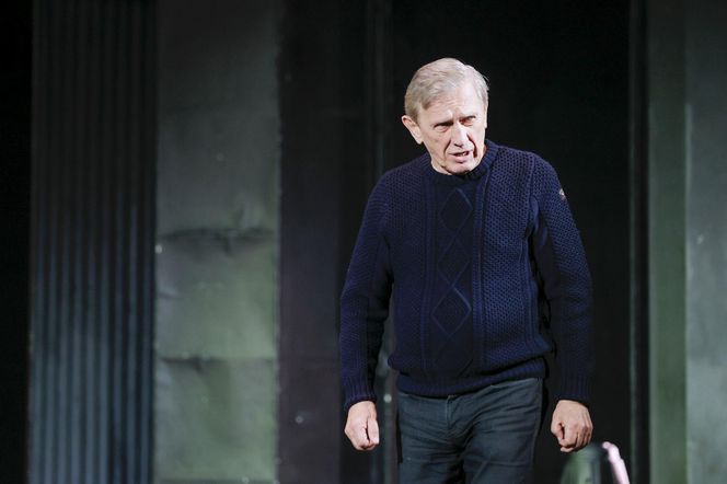 Jan Englert może zacierać ręce. "Hamlet" wyprzedany do końca sezonu