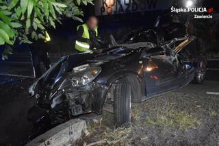 Nastolatkowie pędzili oplem przez Biskupice. Auto stało się śmiertelną pułapką