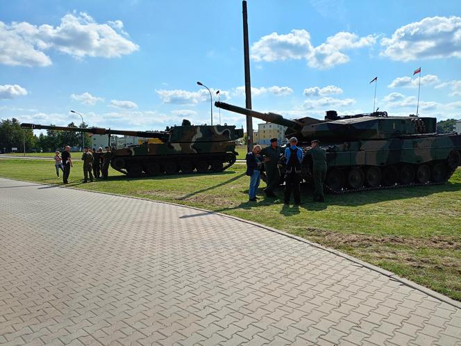 Piknik Wojskowy 18. Dywizji został zorganizowany na terenie zielonym przy aquaparku i stadionie miejskim w Siedlcach