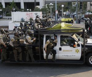 Protesty w Los Angeles coraz silniejsze. Emocje podsycają fałszywe zdjęcia i teorie spiskowe