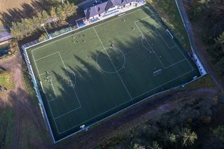 Najwyżej położone boisko w Polsce leży w Małopolsce. Widoki są niesamowite 