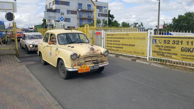 Uczestnicy rajdu Pekin – Paryż zaparkowali w Bydgoszczy