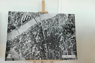 Znaleźli dwa tysiące nowych zdjęć Warszawy po Powstaniu Warszawskim