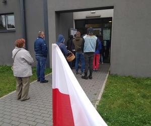 Wybory 2023. W lokalach wyborczych pojawiło się wielu łodzian