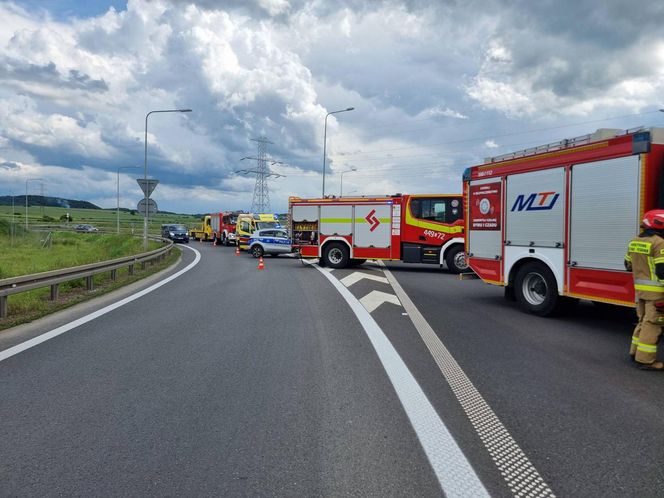 Jawor. Czołówka na na S3. W akcji wszystkie służby ratunkowe