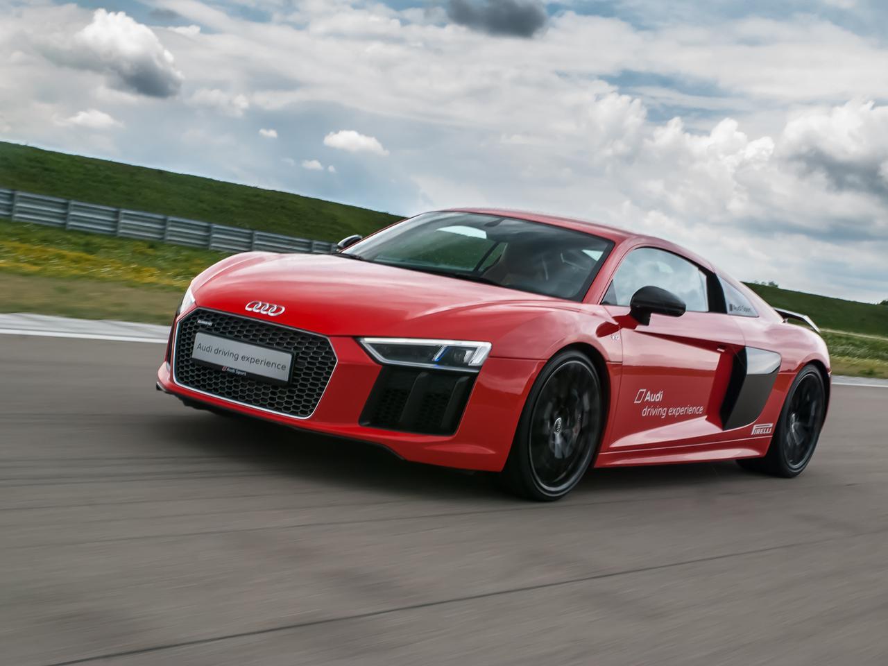 Audi R8 plus V10 5.2 FSI quattro S tronic