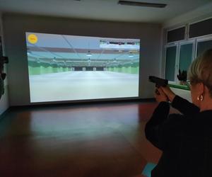 Otwarcie wirtualnej strzelnicy w łomżyńskim ekonomiku