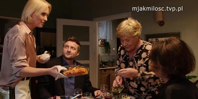 M jak miłość nowy sezon po wakacjach. Barbara (Teresa Lipowska), Bartek (Arkadiusz Smoleński), Dorota Kawecka (Iwona Rejzner), Marysia (Małgorzata Pieńkowska)