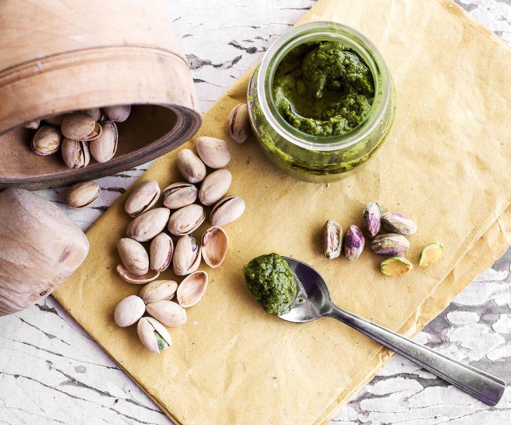 Sycylijskie pesto z pistacji i rukoli: przepis bez bazylii, bez orzeszków piniowych