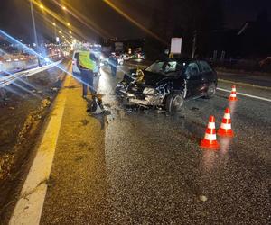 Wypadek z udziałem trzech samochodów na zakopiance