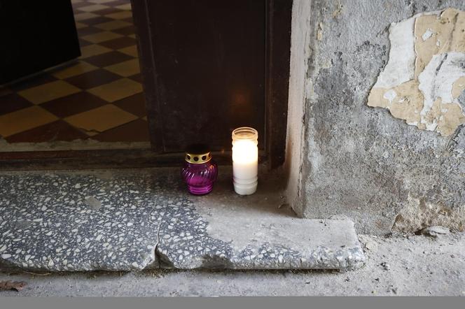 Tragedia w kamienicy w Warszawie. Ciało młodej kobiety przy klatce. Policja ujawnia szczegóły