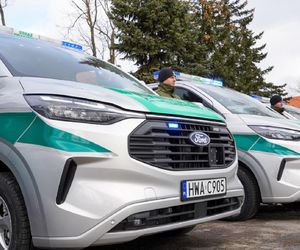 Funkcjonariusze straży granicznej otrzymali nowe pojazdy