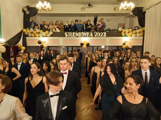 Studniówka 2023 w II LO w Poznaniu