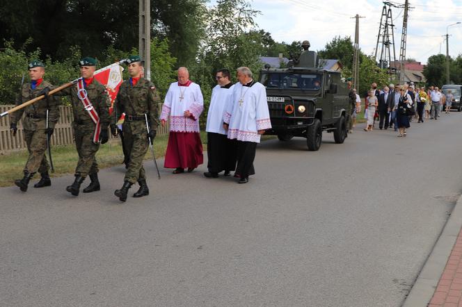 Narewka. Uroczysty pogrzeb Jana Mackiewicza – sołtysa z Masiewa