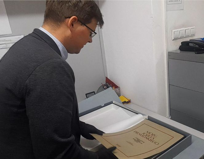 Tajemnica mózgu Piłsudskiego. Nieznany album w archiwach