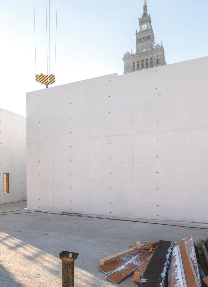 Muzeum Sztuki Nowoczesnej: biały beton to ogromne wyzwanie