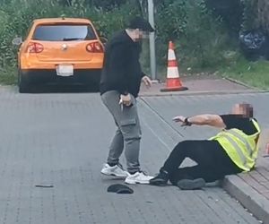 Dostawca jedzenia pobił ochroniarza w Warszawie! Poszło o parkowanie na Ochocie 