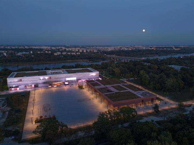 Muzeum Historii Polski – nocna panorama
