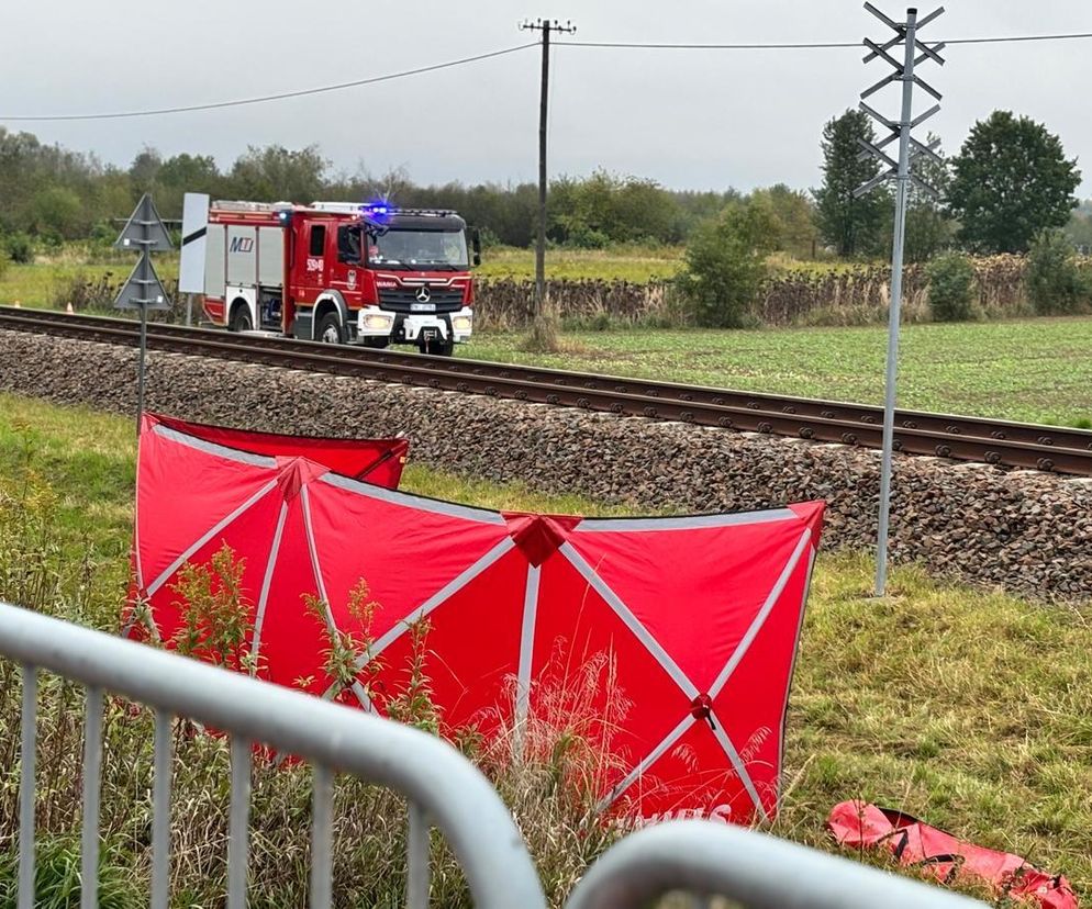 Wypadek na przejeździe kolejowym w Chorzelowie