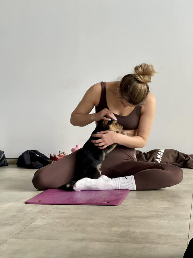 Puppy Yoga