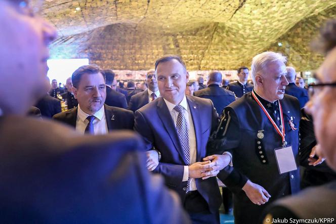 Prezydent Duda pił piwo w towarzystwie Kukiza: "Hmmmm... Męski wieczór". Są ZDJĘCIA