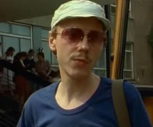 Zasłynął rolą Mariana Koniuszko w Zmiennikach. Tak dziś wygląda gwiazdor serialu Barei