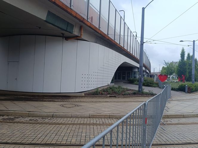 Estakada na Rynkiem w Chorzowie wyłączona z ruchu. Miasto czeka drogowy paraliż