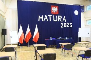 Wydłużony czas na maturze z języka angielskiego 2025. Te osoby będą pisać egzamin dłużej!