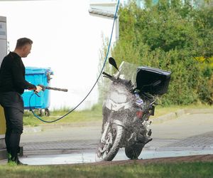 Minister Jakub Stefaniak odpicował sobie maszynę