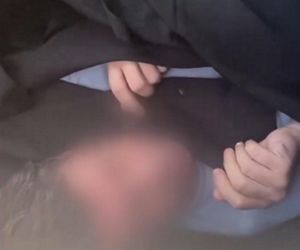 Ksiądz ukrył mężczyznę pod sutanną