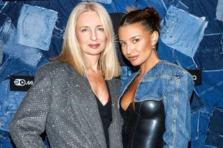 Wieniawa pochwaliła się mamą w bikini. To ona zarządza jej karierą i najmocniej ją wspiera