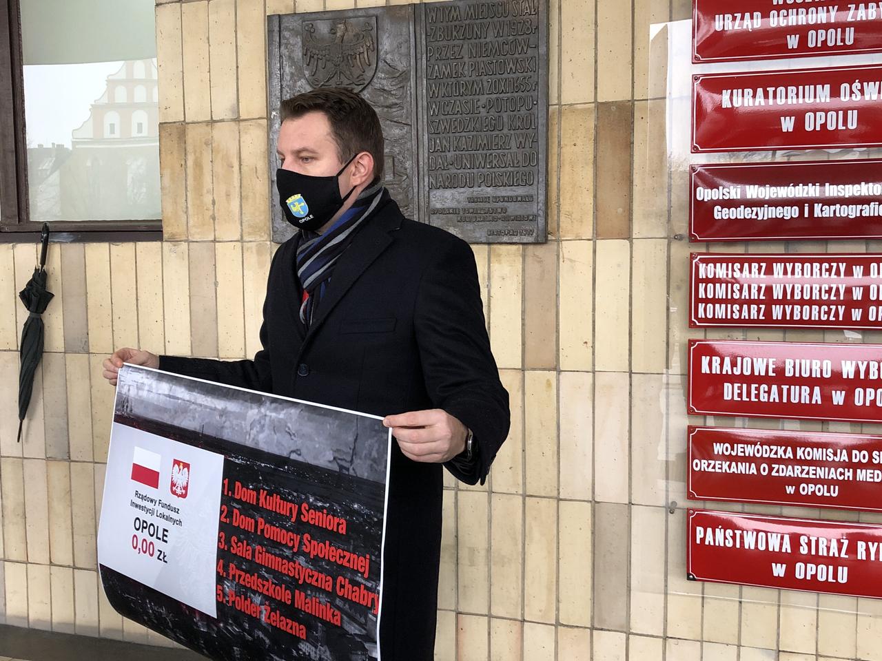 Prezydent Opola pyta o klucz wyboru wniosków. Czy jest to klucz partyjny?
