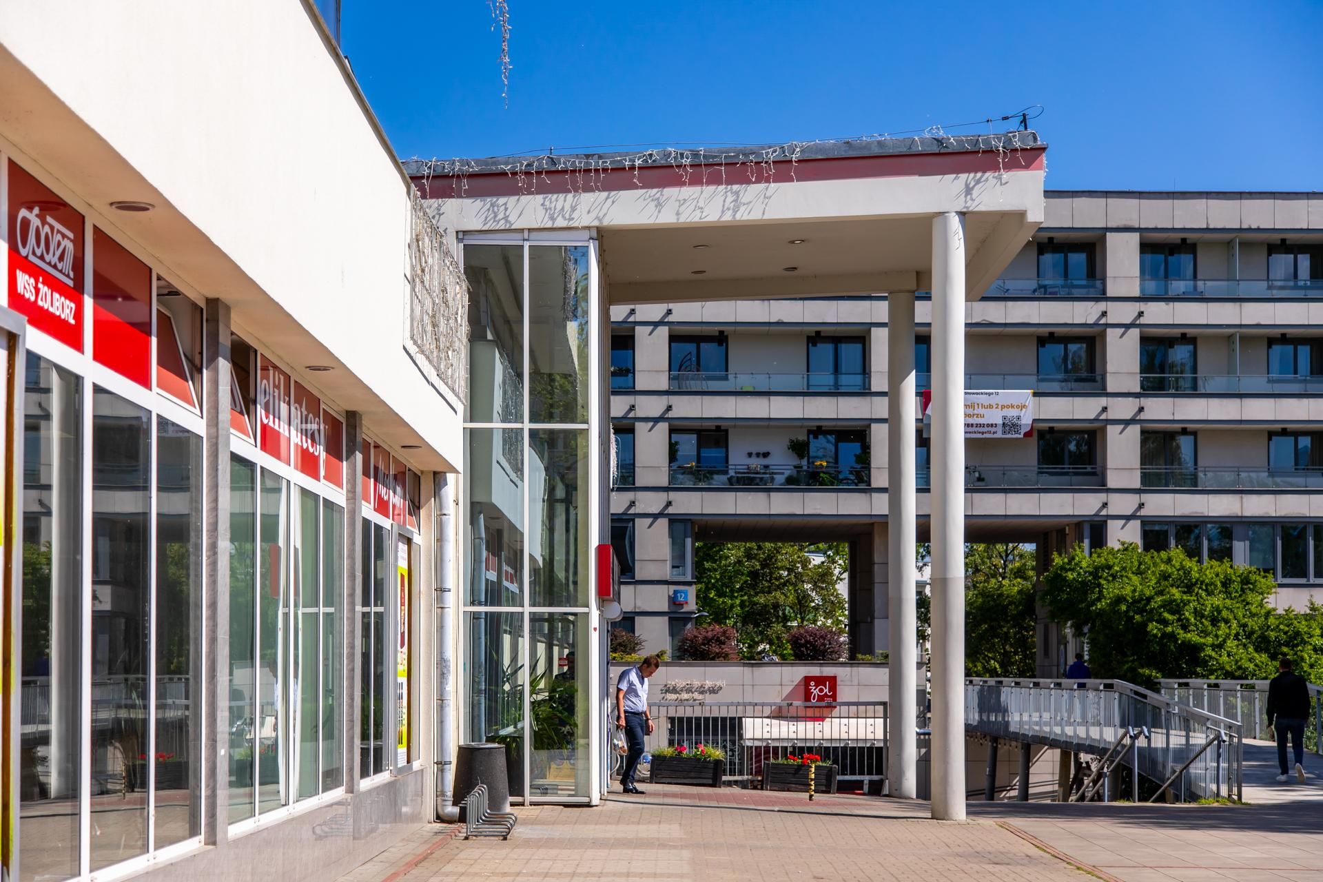 Dom Handlowy Merkury w Warszawie