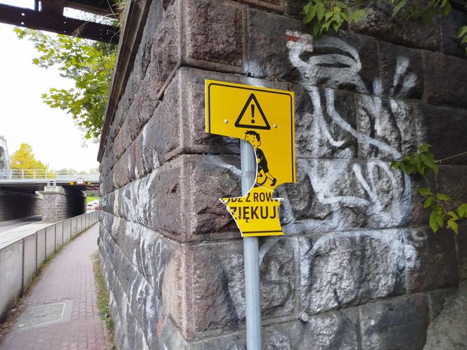 Pod wiaduktem garwolińskim w Siedlcach pojawią się nowe tablice